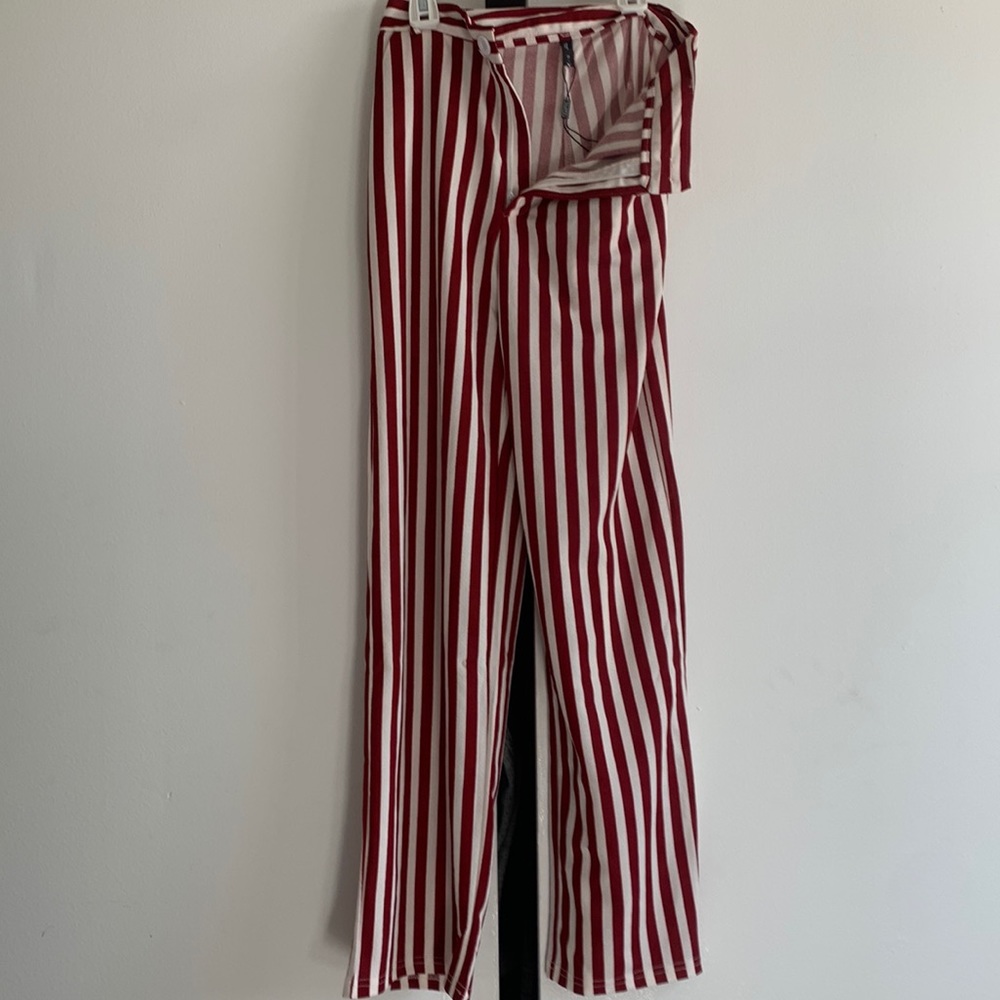 comfy pants, good for lunch, summery vibe